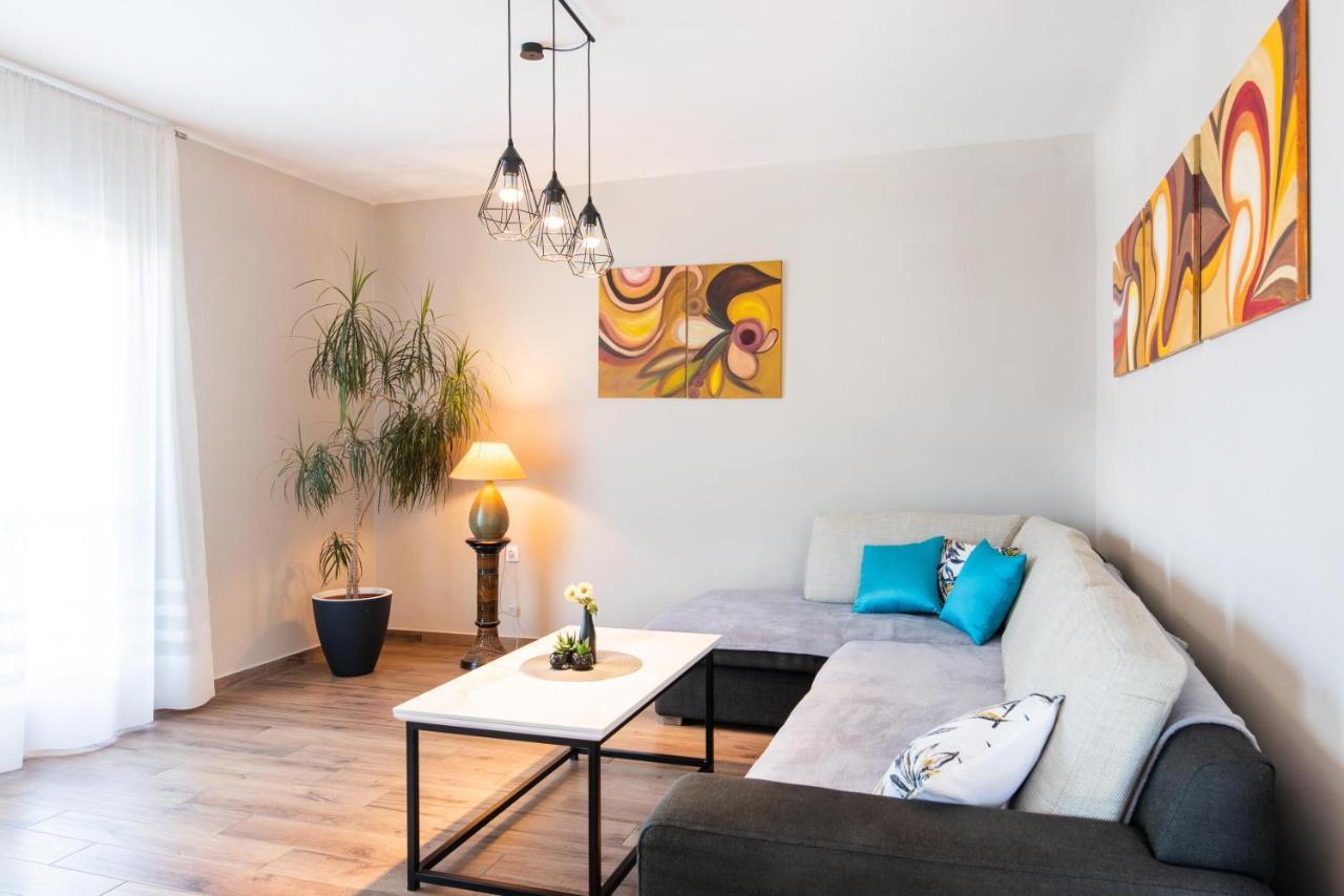 Superior Apartment Sincic Πόρετς Εξωτερικό φωτογραφία