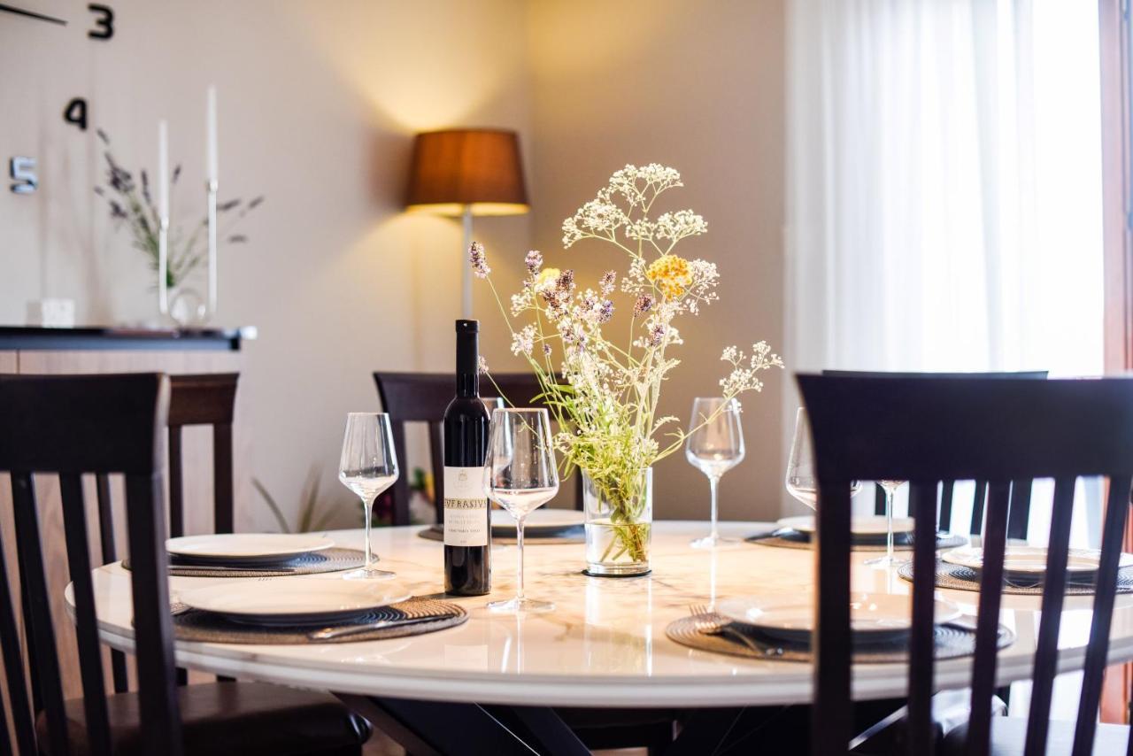 Superior Apartment Sincic Πόρετς Εξωτερικό φωτογραφία