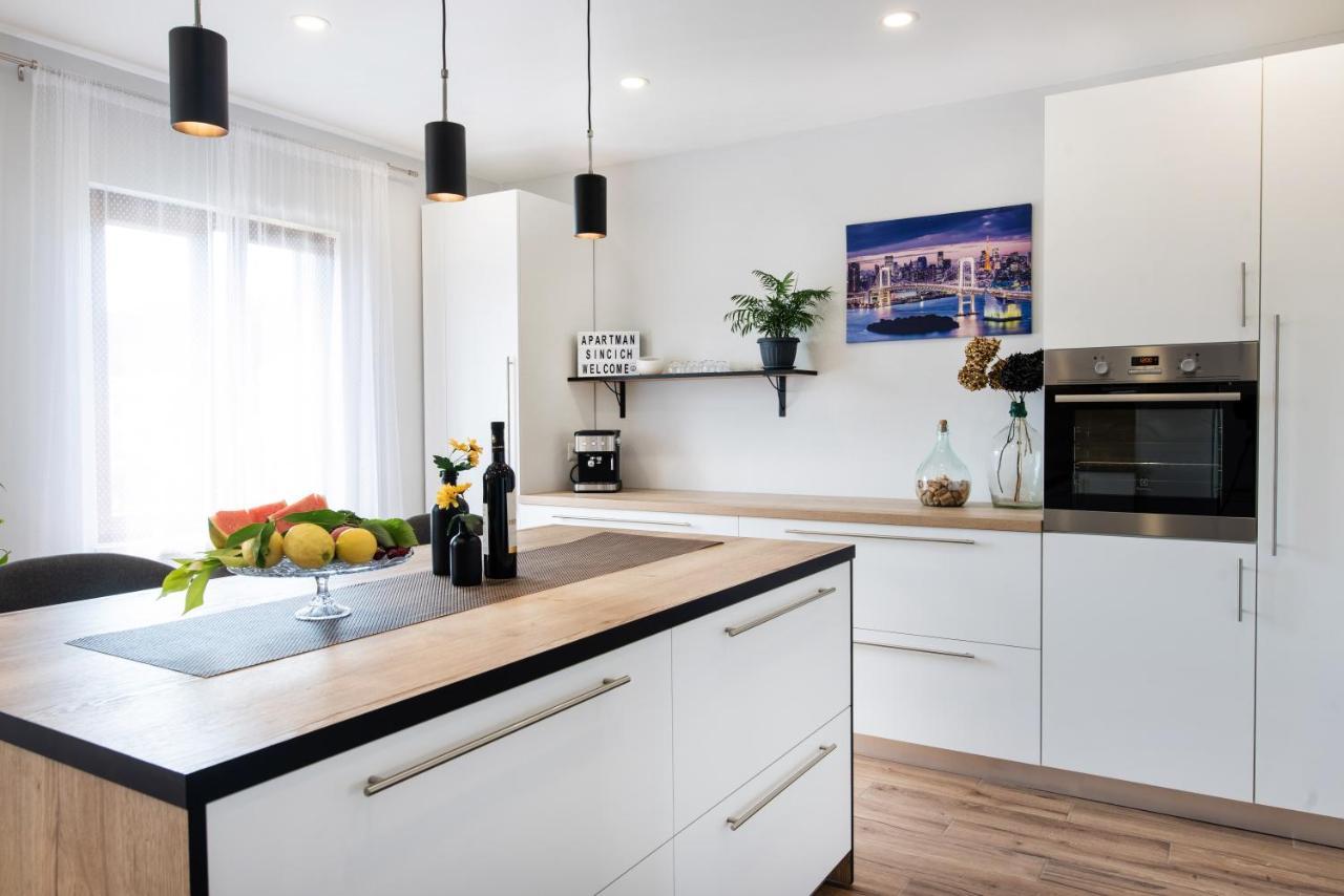 Superior Apartment Sincic Πόρετς Εξωτερικό φωτογραφία